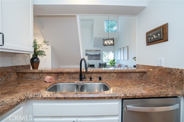 Detail Gallery Image 6 of 24 For 1441 Brett Pl #345,  San Pedro,  CA 90732 - 2 Beds | 2 Baths