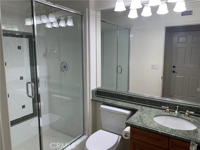 Detail Gallery Image 13 of 20 For 44 Whitford, Irvine,  CA 92602 - 5 Beds | 4 Baths