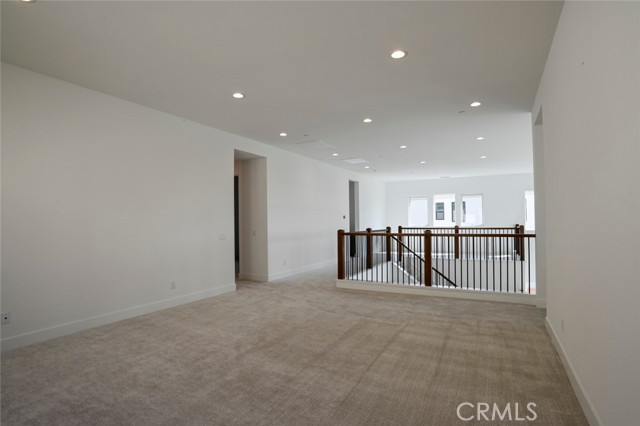 Detail Gallery Image 37 of 65 For 20552 Edgewood Ct, Chatsworth,  CA 91311 - 5 Beds | 5/1 Baths