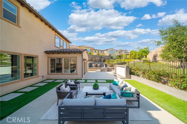 5437 Heritage Oak Drive, Lake Forest CA: https://media.crmls.org/medias/3fcc61c0-98d6-4574-afb3-157dcf3ed6be.jpg