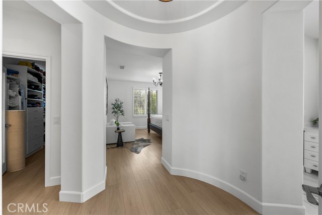 26814 Fairlain Drive, Valencia CA: https://media.crmls.org/medias/3fcd59f8-b30a-45fd-880c-257c9ec9d01e.jpg