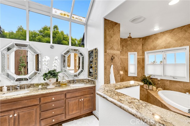 Detail Gallery Image 23 of 67 For 28841 Glen Ridge, Mission Viejo,  CA 92692 - 5 Beds | 4/1 Baths