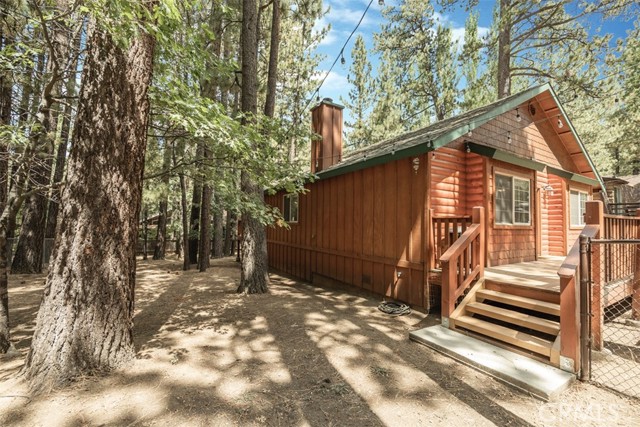 Detail Gallery Image 39 of 45 For 41952 Mapleleaf Dr, Big Bear Lake,  CA 92315 - 3 Beds | 2 Baths