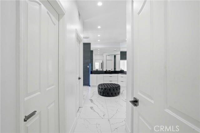 Detail Gallery Image 36 of 56 For 7600 Southby, West Hills,  CA 91304 - 5 Beds | 5 Baths