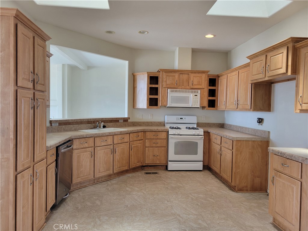 61833 High Country Trail