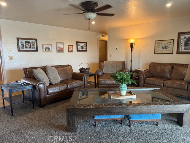 Detail Gallery Image 19 of 65 For 25565 Road 13, Chowchilla,  CA 93610 - 4 Beds | 3 Baths