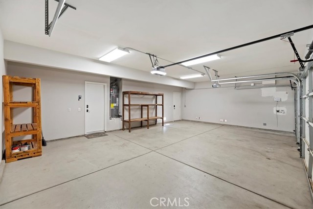 13223 Concord Drive, Victorville CA: https://media.crmls.org/medias/3fd205b0-4d62-46f9-9296-e98ac06d2a3e.jpg