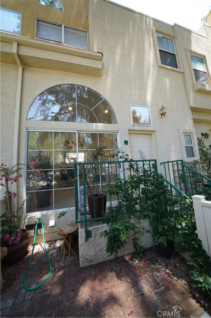 5455 Sylmar Avenue 1502, Sherman Oaks, CA 91401