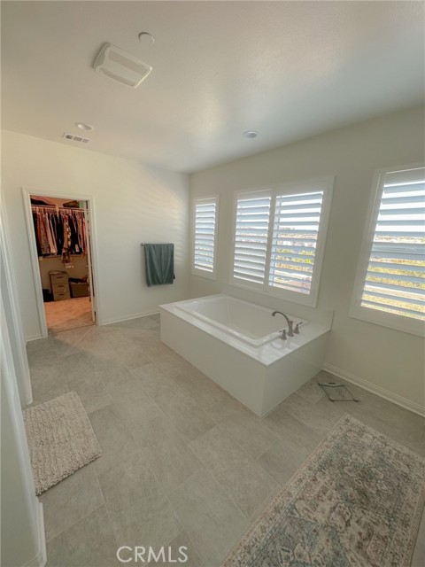 Detail Gallery Image 12 of 31 For 39547 Verbena Way, Temecula,  CA 92591 - 5 Beds | 3/1 Baths