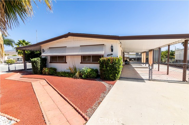 Detail Gallery Image 1 of 26 For 25128 W Posey Dr, Hemet,  CA 92544 - 3 Beds | 2 Baths