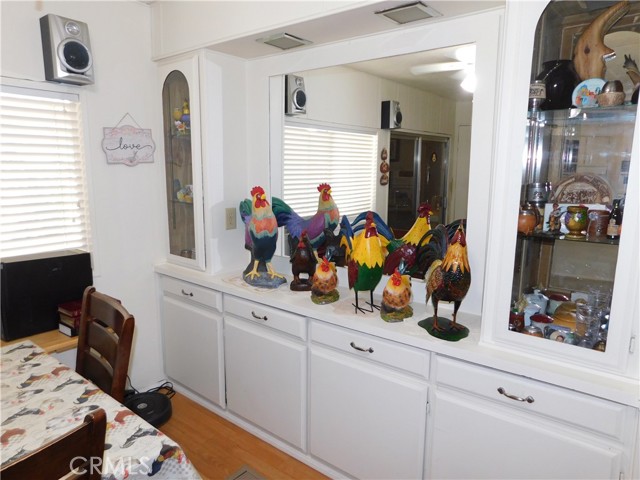 2200 W Wilson Street, Banning CA: https://media.crmls.org/medias/3fd2ed3f-ac2a-4b5e-a13e-a5dd65cce4db.jpg