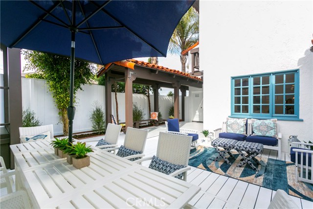 600 35th Street, Manhattan Beach, California 90266, 3 Bedrooms Bedrooms, ,2 BathroomsBathrooms,Residential,Sold,35th,SB17026414