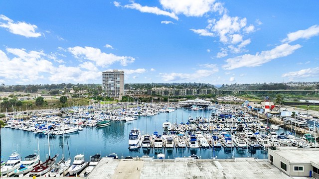 1202 N Pacific Street, Oceanside CA: https://media.crmls.org/medias/3fd5e63e-b3c0-4539-bb52-aba0f5915ac9.jpg