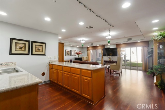 Detail Gallery Image 19 of 26 For 17888 Alburtis Ave #B117,  Artesia,  CA 90701 - 2 Beds | 2 Baths