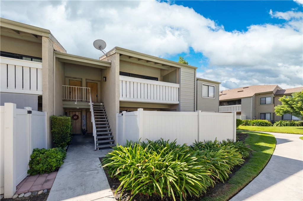 21 Country Mile Road