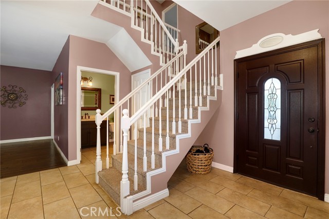Detail Gallery Image 4 of 49 For 6226 Mammoth Ave, Van Nuys,  CA 91401 - 4 Beds | 3/1 Baths