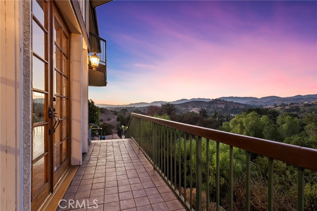 Detail Gallery Image 32 of 47 For 9658 Wheatland Ave, Sunland,  CA 91040 - 4 Beds | 4 Baths