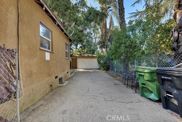 Detail Gallery Image 24 of 35 For 7725 Owensmouth, Canoga Park,  CA 91304 - 3 Beds | 2 Baths