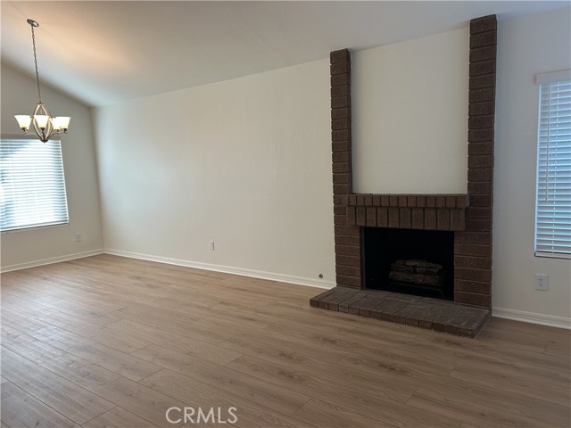 Detail Gallery Image 8 of 20 For 2126 E Deer Springs Ln, Brea,  CA 92821 - 3 Beds | 2/1 Baths