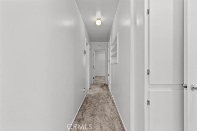 10625 Valjean Avenue, Granada Hills CA: https://media.crmls.org/medias/3fd94964-2e1f-478b-8390-70f44a9114fd.jpg