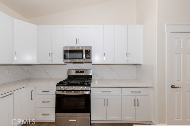 MLS #OC25164195 image #11