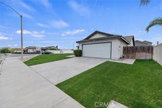 Detail Gallery Image 3 of 40 For 23209 Norrisgrove, Perris,  CA 92570 - 3 Beds | 2 Baths