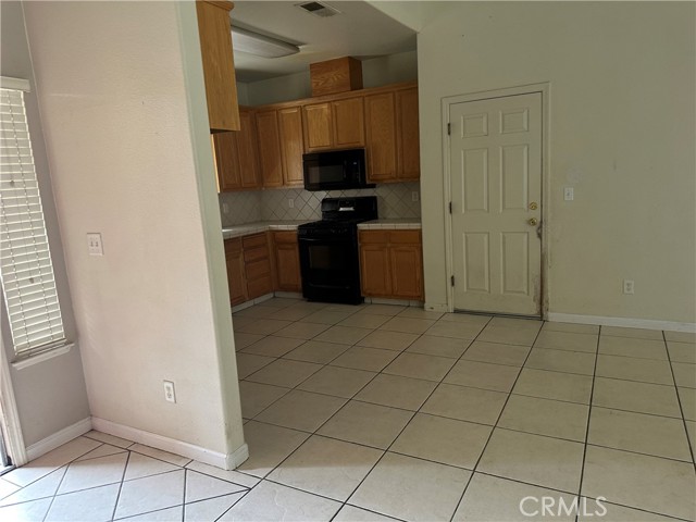 Detail Gallery Image 19 of 24 For 692 Gateway, Merced,  CA 95340 - 3 Beds | 2 Baths