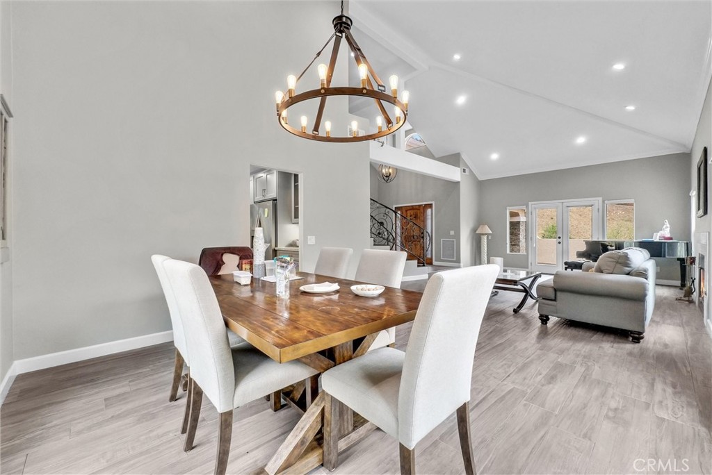 MLS #WS25229211 image #9