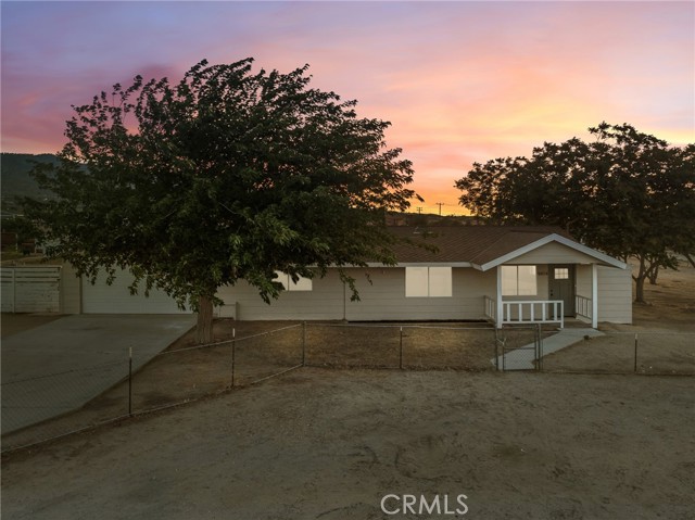 Detail Gallery Image 1 of 43 For 9474 Malpaso Rd, Phelan,  CA 92371 - 3 Beds | 2 Baths