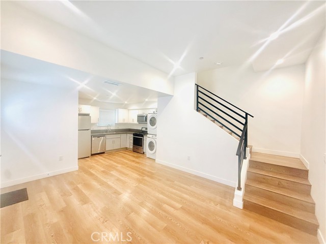 25200 Frampton Avenue, Harbor City CA: https://media.crmls.org/medias/3fdc7aa4-4970-4372-bd99-ca9b4e92f3a9.jpg