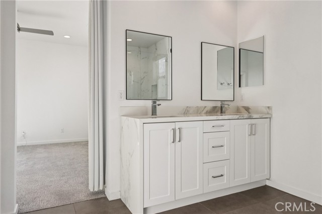 170 Fable, Irvine CA: https://media.crmls.org/medias/3fdc7d52-57df-4567-afbf-dab23c00390c.jpg