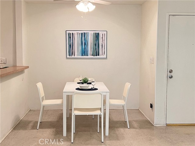 Detail Gallery Image 15 of 44 For 4900 Overland Avenue #125,  Culver City,  CA 90230 - 2 Beds | 2 Baths