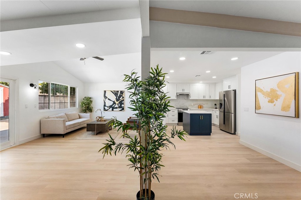 MLS #OC25184707 image #11