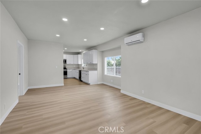 Detail Gallery Image 15 of 26 For 970 E 6th St, Pomona,  CA 91766 - 2 Beds | 2 Baths