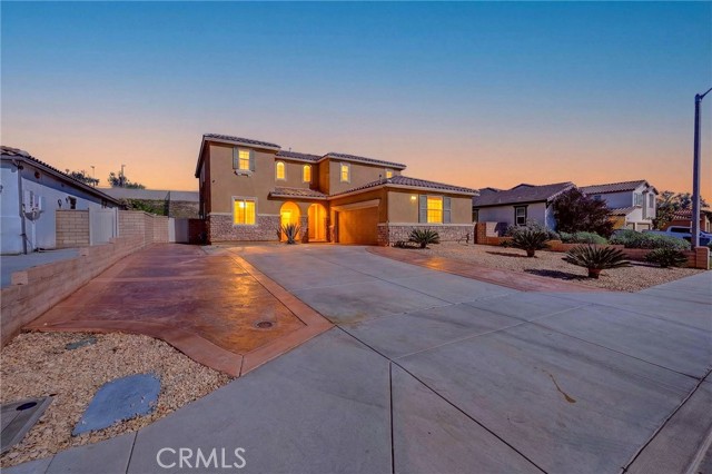 Detail Gallery Image 2 of 71 For 820 Genaro Dr, Perris,  CA 92571 - 4 Beds | 2/1 Baths