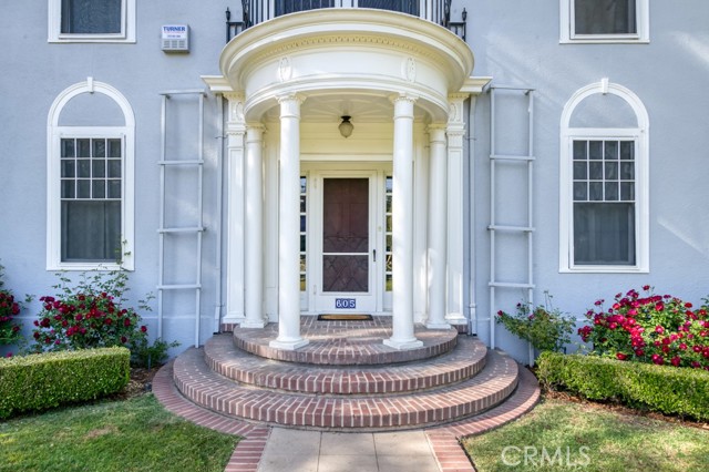 Detail Gallery Image 3 of 66 For 605 E Home Ave, Fresno,  CA 93728 - 5 Beds | 4/1 Baths