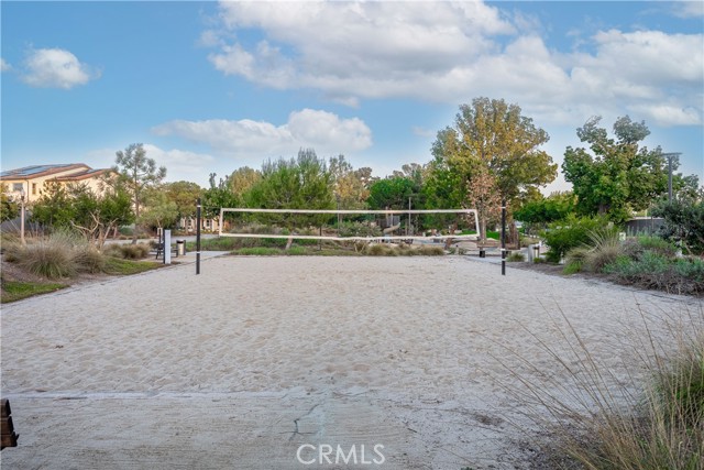 177 Frame, Irvine CA: https://media.crmls.org/medias/3fdf3c29-11ca-478e-8b35-a31c93dcc627.jpg