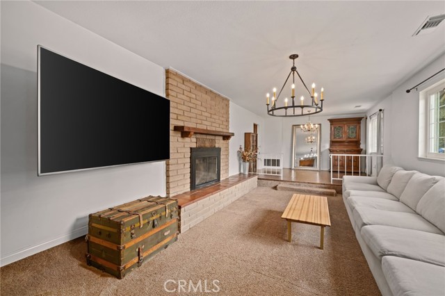 Detail Gallery Image 4 of 57 For 39804 Pine Bench, Yucaipa,  CA 92399 - 4 Beds | 3 Baths