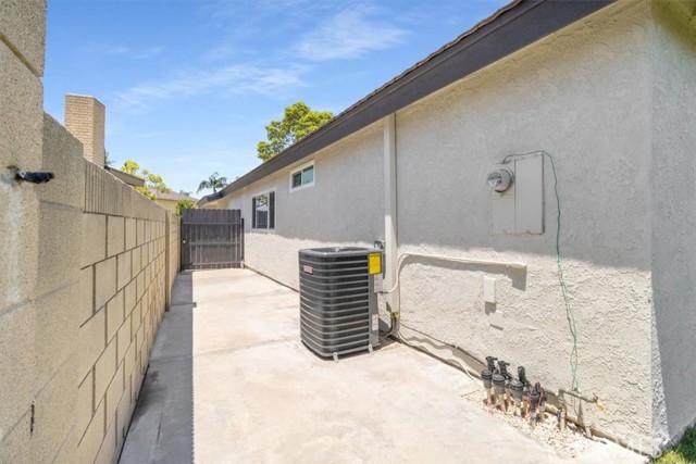 Detail Gallery Image 42 of 55 For 13864 Elgers St, Cerritos,  CA 90703 - 3 Beds | 2 Baths
