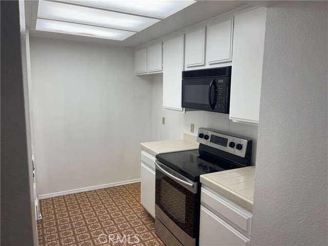 600 W 9th Street, Los Angeles CA: https://media.crmls.org/medias/3fe00cfb-e42c-448a-81f7-2080f1027959.jpg