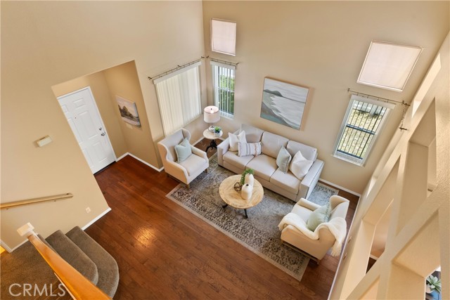 8 Chatri Circle, Lake Forest CA: https://media.crmls.org/medias/3fe10ab8-41e5-4f06-b242-bef808568912.jpg