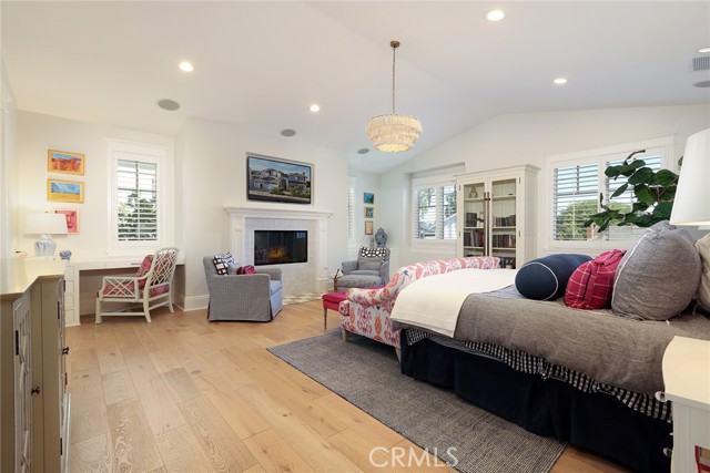 Detail Gallery Image 13 of 28 For 1949 Port Seabourne, Newport Beach,  CA 92660 - 5 Beds | 4 Baths