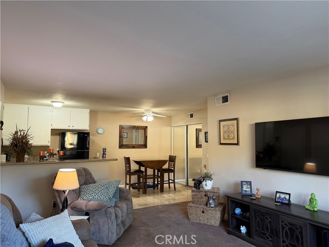 Detail Gallery Image 2 of 25 For 18808 Mandan #313,  Canyon Country,  CA 91351 - 1 Beds | 1 Baths