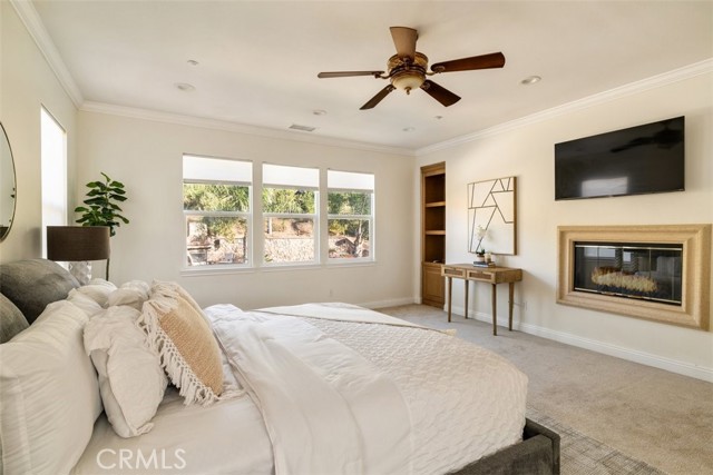 Detail Gallery Image 24 of 74 For 3406 Whispering Glen Ct, Simi Valley,  CA 93065 - 5 Beds | 4/1 Baths