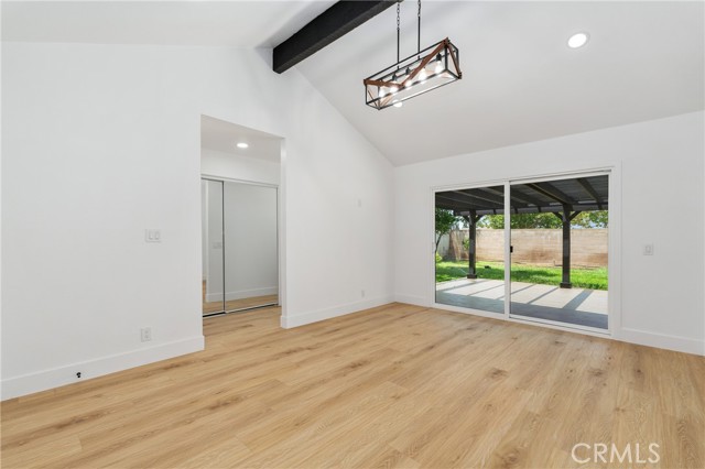 146 N Quail Lane, Orange CA: https://media.crmls.org/medias/3fe36650-d5f4-4e25-83a2-8120a322e2b8.jpg