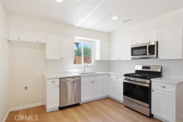 1504 Willow Court, Livingston CA: https://media.crmls.org/medias/3fe3fcad-816a-4a67-8a36-5bb451d898e9.jpg