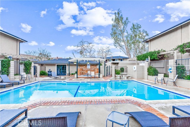 Detail Gallery Image 20 of 24 For 660 S Glassell St #14,  Orange,  CA 92866 - 1 Beds | 1 Baths