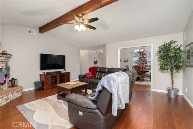 Detail Gallery Image 8 of 37 For 354 Silver Lake, Chico,  CA 95973 - 3 Beds | 2 Baths