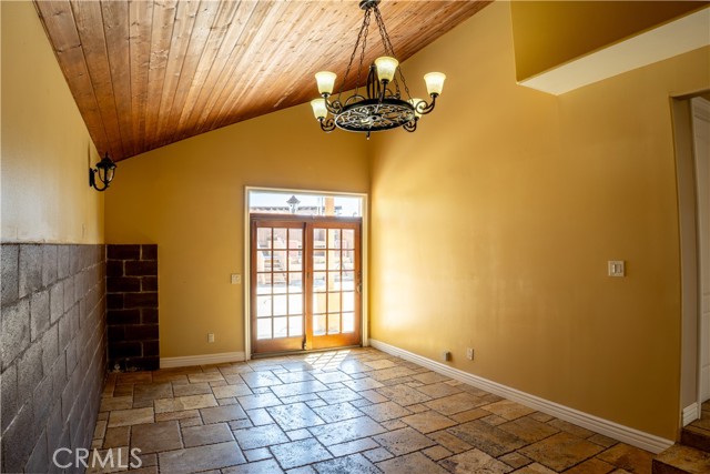 4622 W 131st Street, Hawthorne CA: https://media.crmls.org/medias/3fe4bd89-f3d0-41e4-a784-bea9fcecbacd.jpg