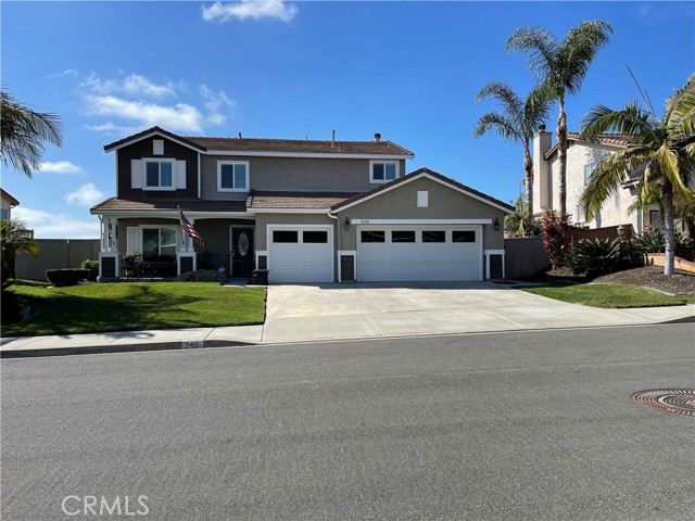 346 Rimhurst Court, Oceanside CA: https://media.crmls.org/medias/3fe4cc99-7934-441a-a9e7-8e5252154ffc.jpg